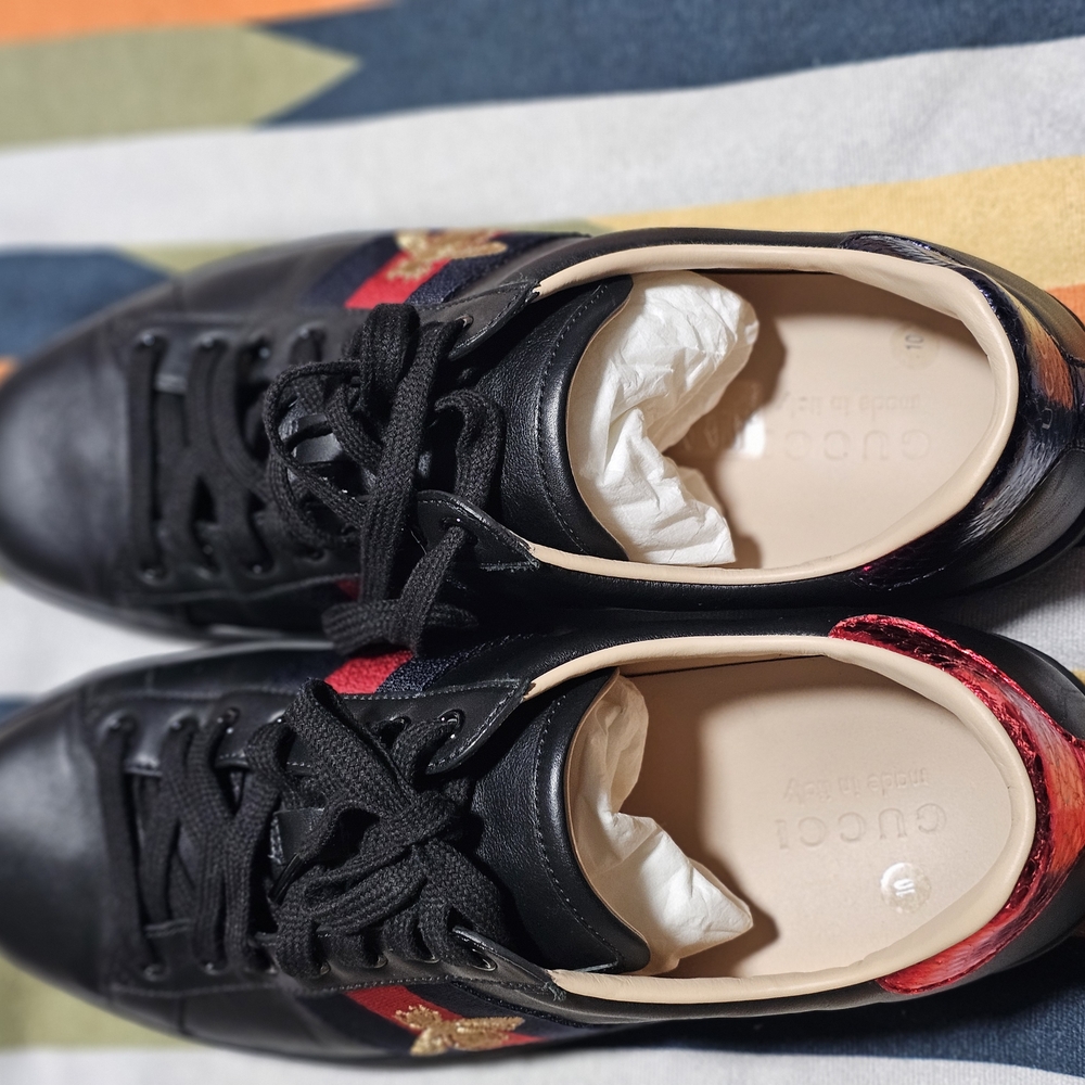 Gucci Black and Red Leather Sneakers
